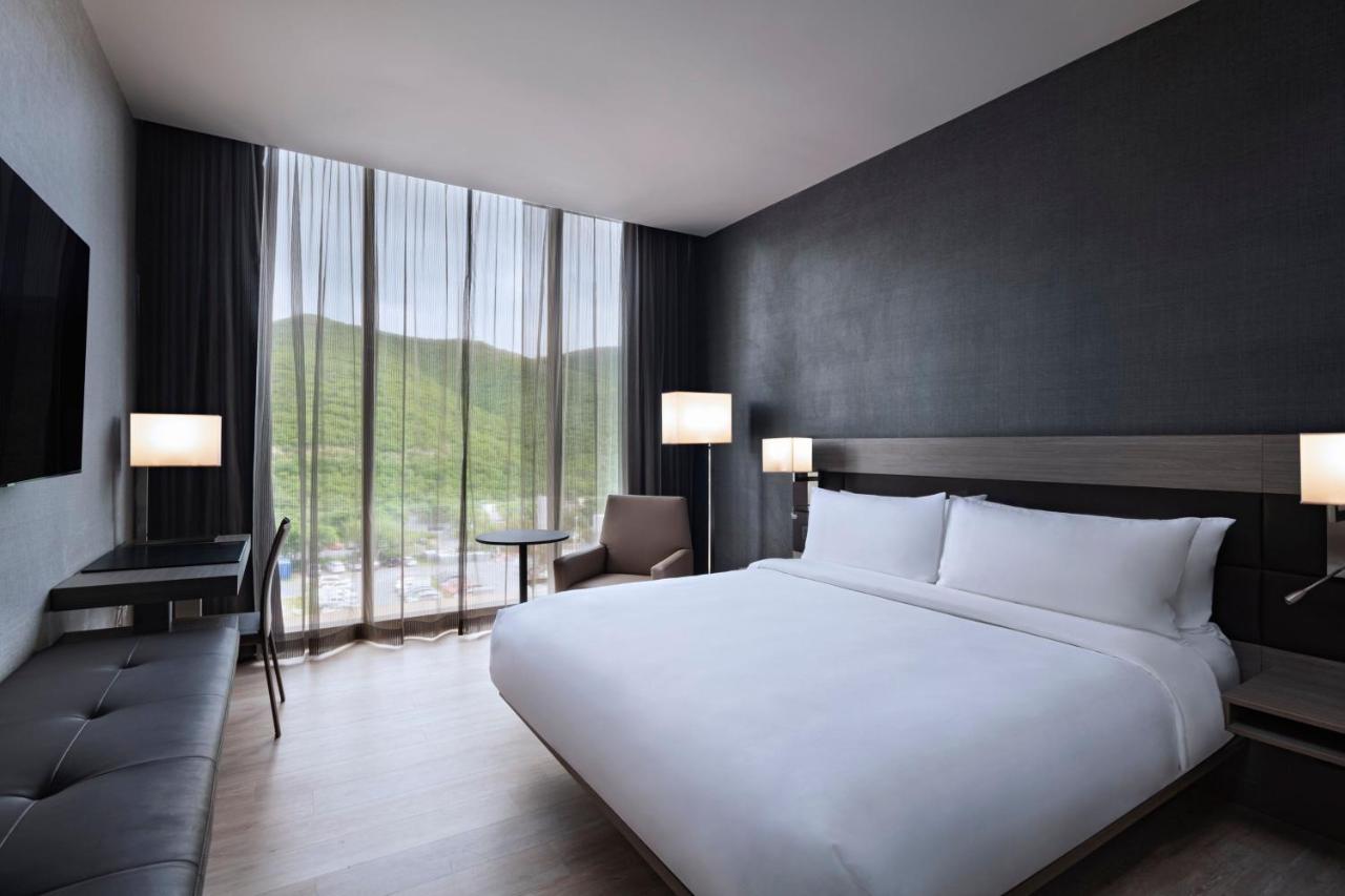 Ac Hotel By Marriott Monterrey Valle San Pedro Garza Garcia Dış mekan fotoğraf